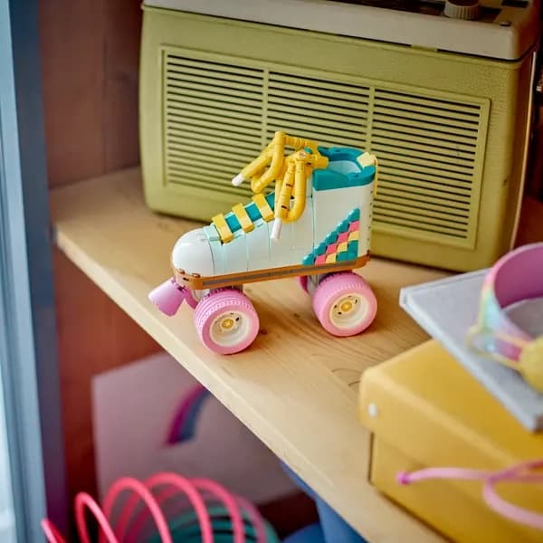 لگو Creator مدل 31148 Retro Roller Skate — تصویر ۷
