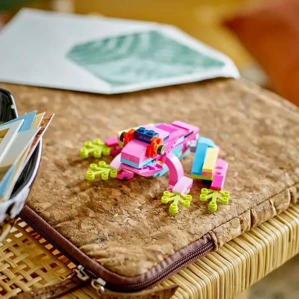 لگو Creator مدل 31144 Exotic Pink Parrot — تصویر ۸