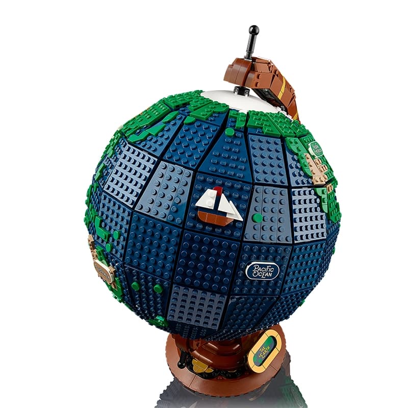 لگو Ideas مدل The Globe 21332 — تصویر ۲