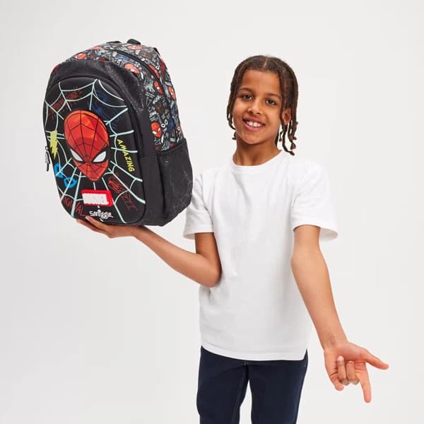 کوله پشتی Smiggle طرح مرد عنکبوتی — تصویر ۵