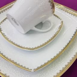 سرویس چینی پردیس طرح آرتینا 105 پارچه طلایی و نقره ای — تصویر ۲
