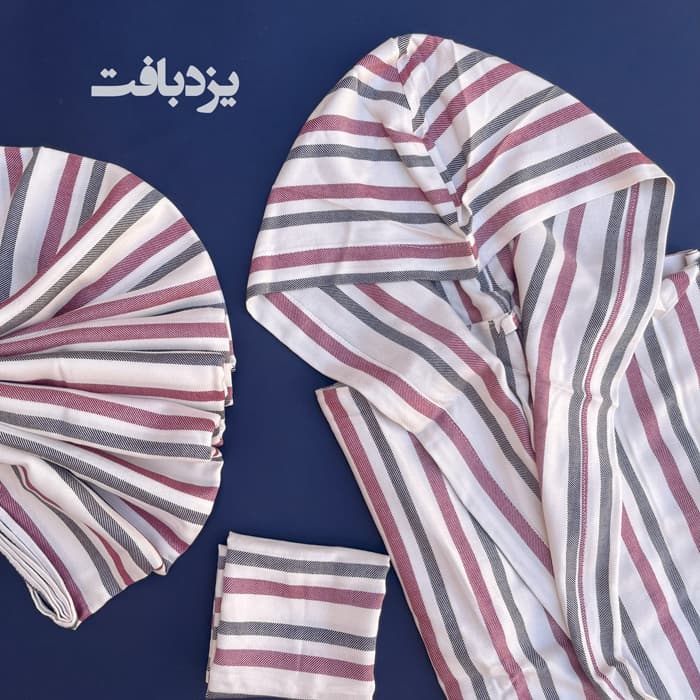 پک حوله تن پوش و حوله استخری راه راه قرمز