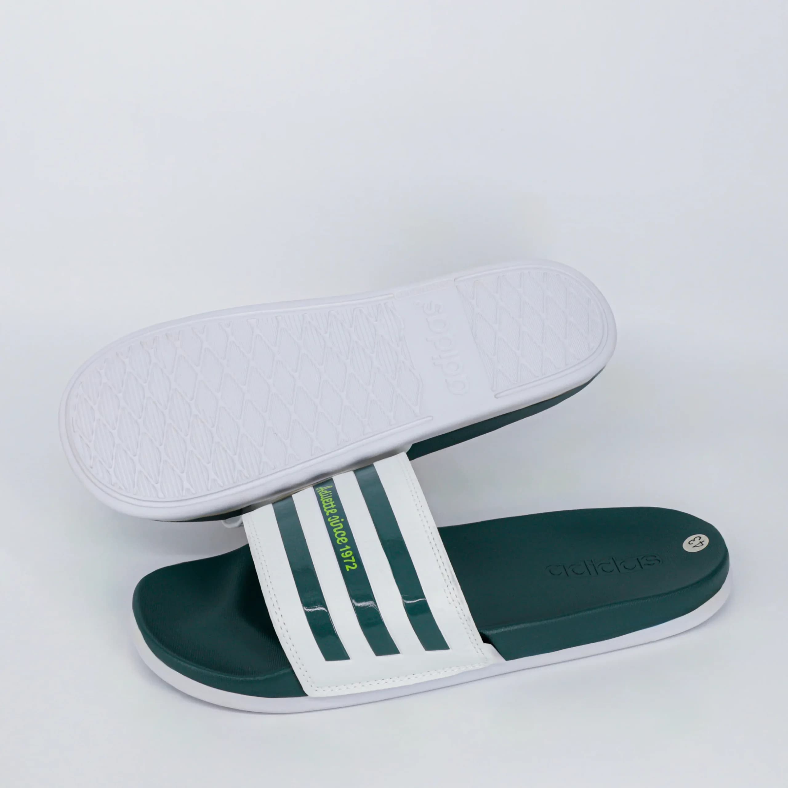 دمپایی آدیداس slipper adidas مردانه مسترکوالیتی سفید سبز کد 659 — تصویر ۲