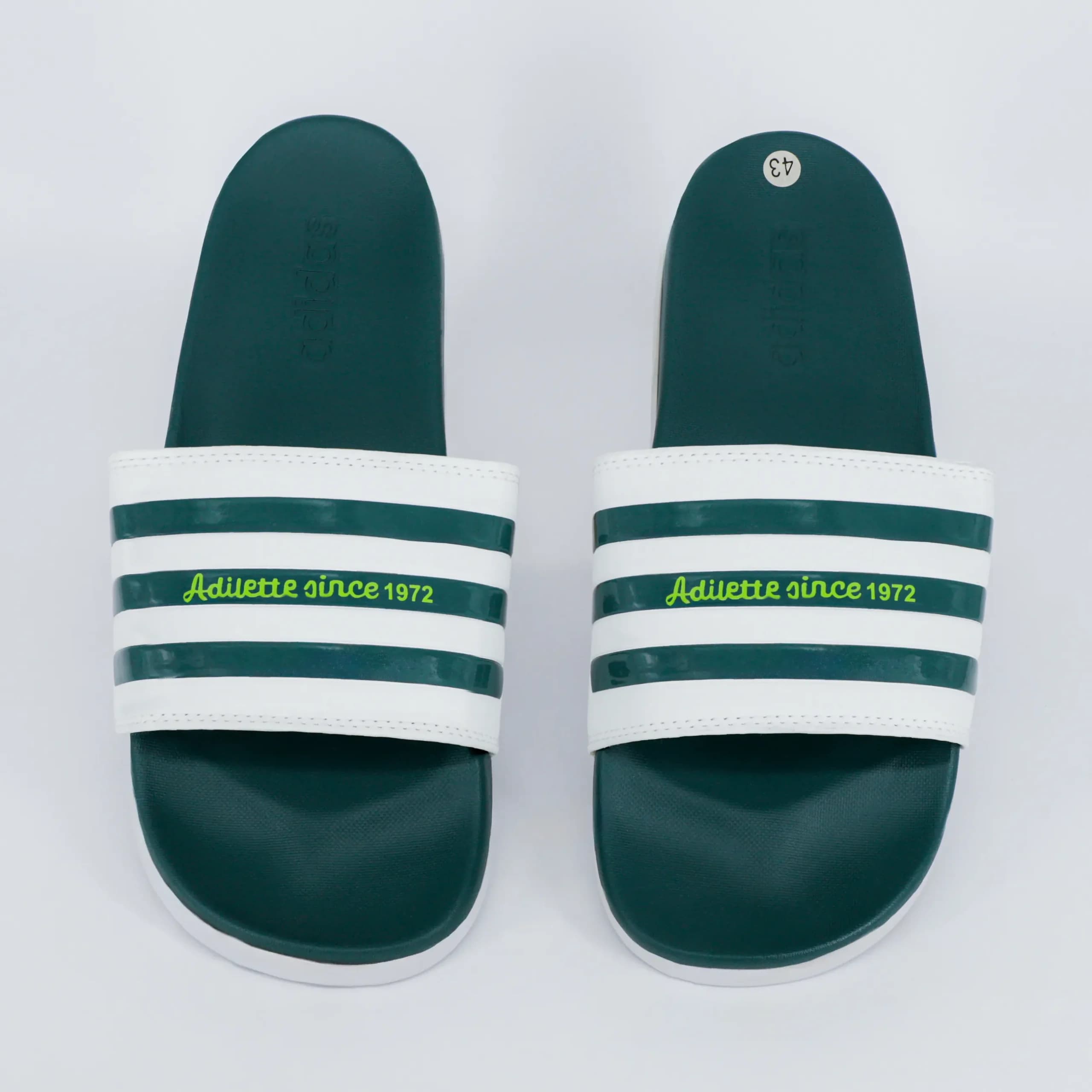 دمپایی آدیداس slipper adidas مردانه مسترکوالیتی سفید سبز کد 659 — تصویر ۳