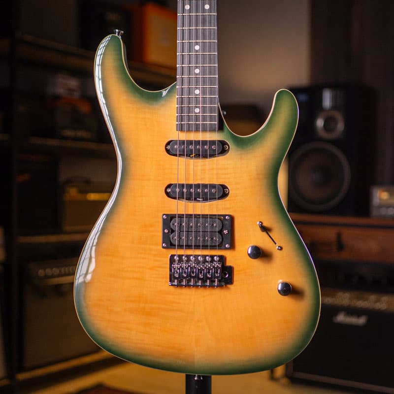 گیتار الکتریک طرح آیبانِز Ibanez HSS Strat Green