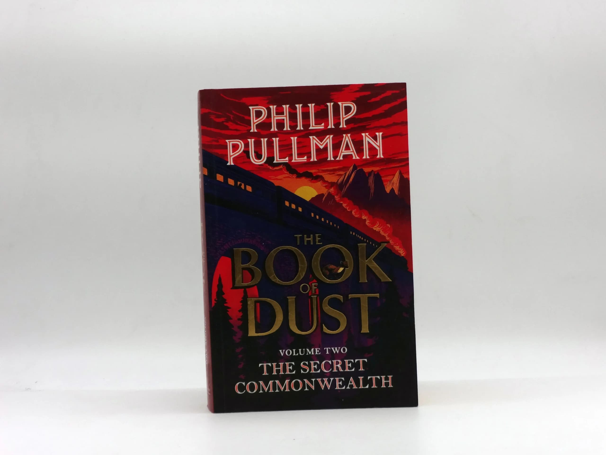THE BOOK OF DUST (VOLUME TWO) THE SECRET COMMONWEALTH
