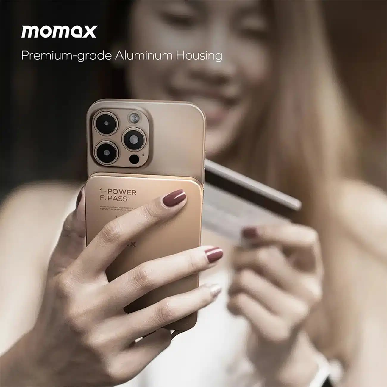 پاور بانک 10000 تایپسی 30 وات مومکس Momax IP158 با قابلیت اتصال مگنتی به گوشی — تصویر ۲