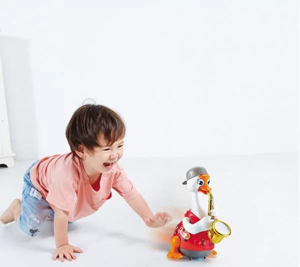 بازی آموزشی غاز ساکسیفون زن موزیکال هولا کد b6111 رنگ قرمز — تصویر ۳