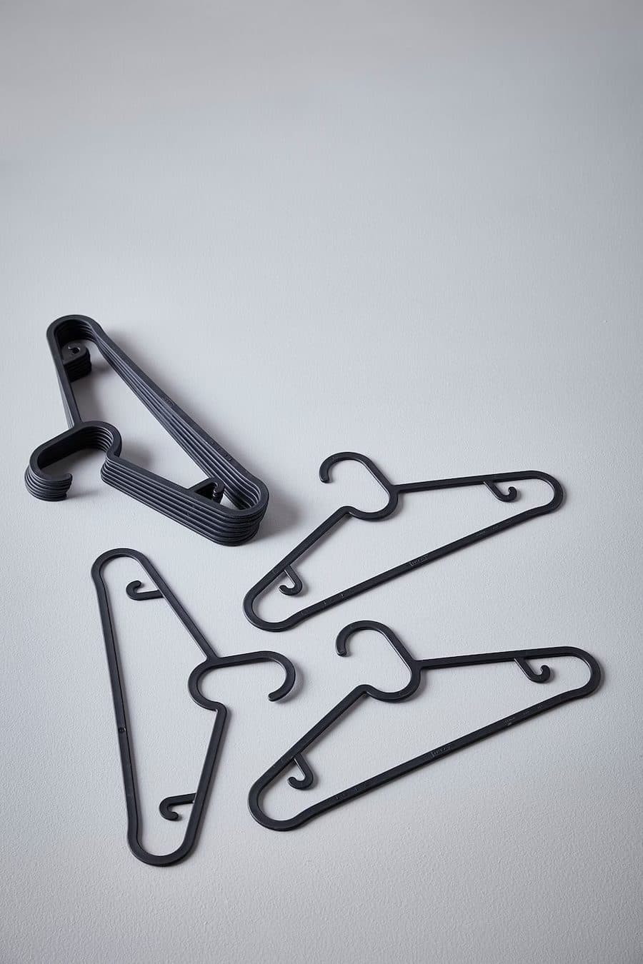 چوب لباسی مشکی ایکیا IKEA-SPRUTTIG — تصویر ۳