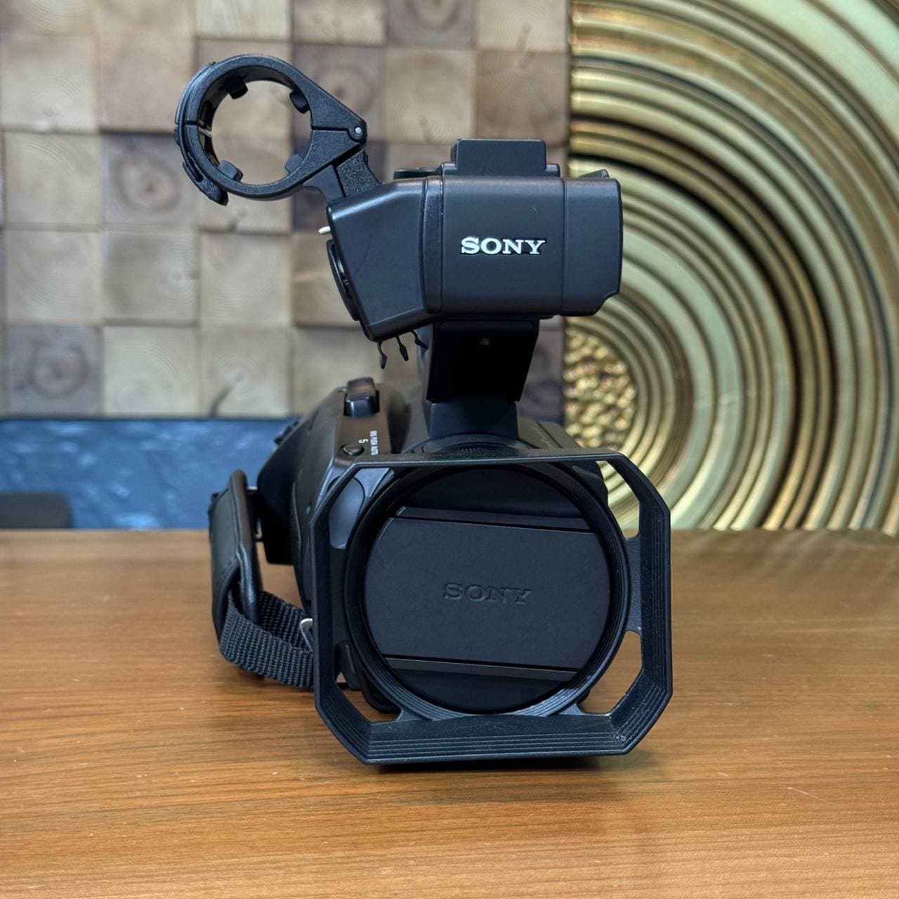 دوربین فیلمبرداری سونی دست دوم PXW-Z90 4K — تصویر ۴