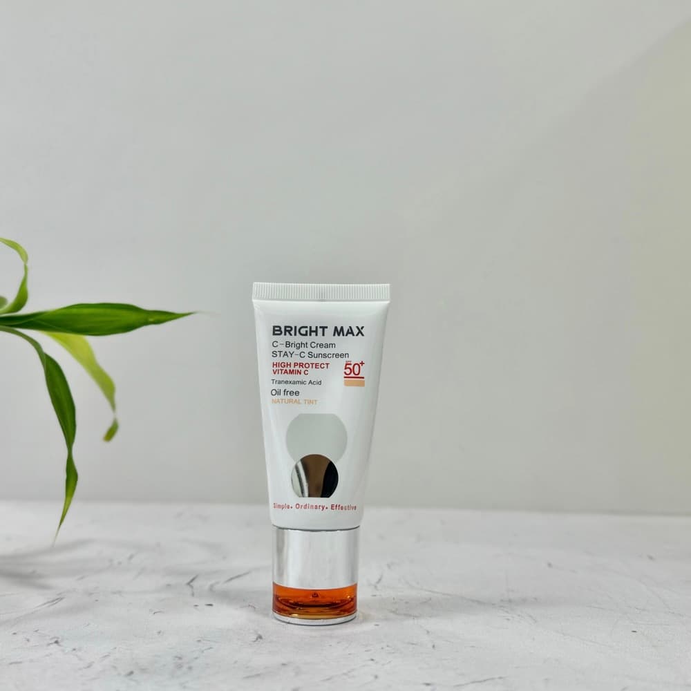 کرم ضد آفتاب سی برایت SPF50 برایت مکس رنگ طبیعی 50 میلی لیتر — تصویر ۴