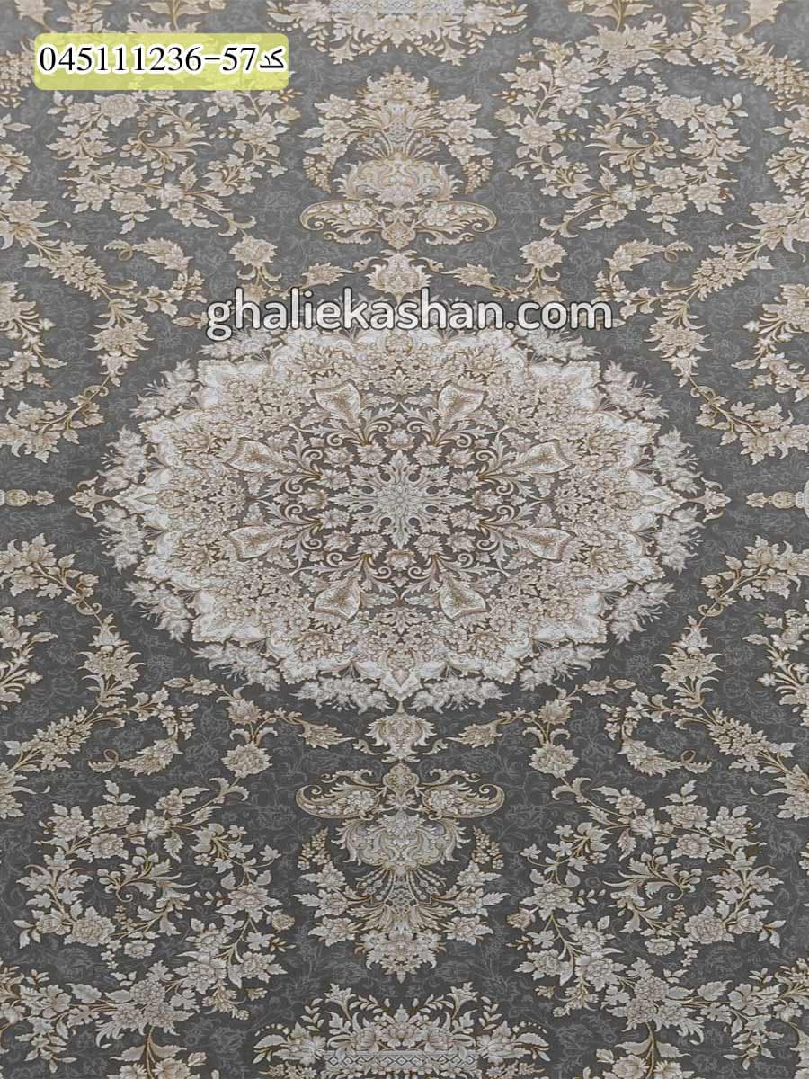 فرش طلاکوب 1200 شانه طرح پردیس زمینه طوسی ( متالیک ) کاشان – گل برجسته — تصویر ۳