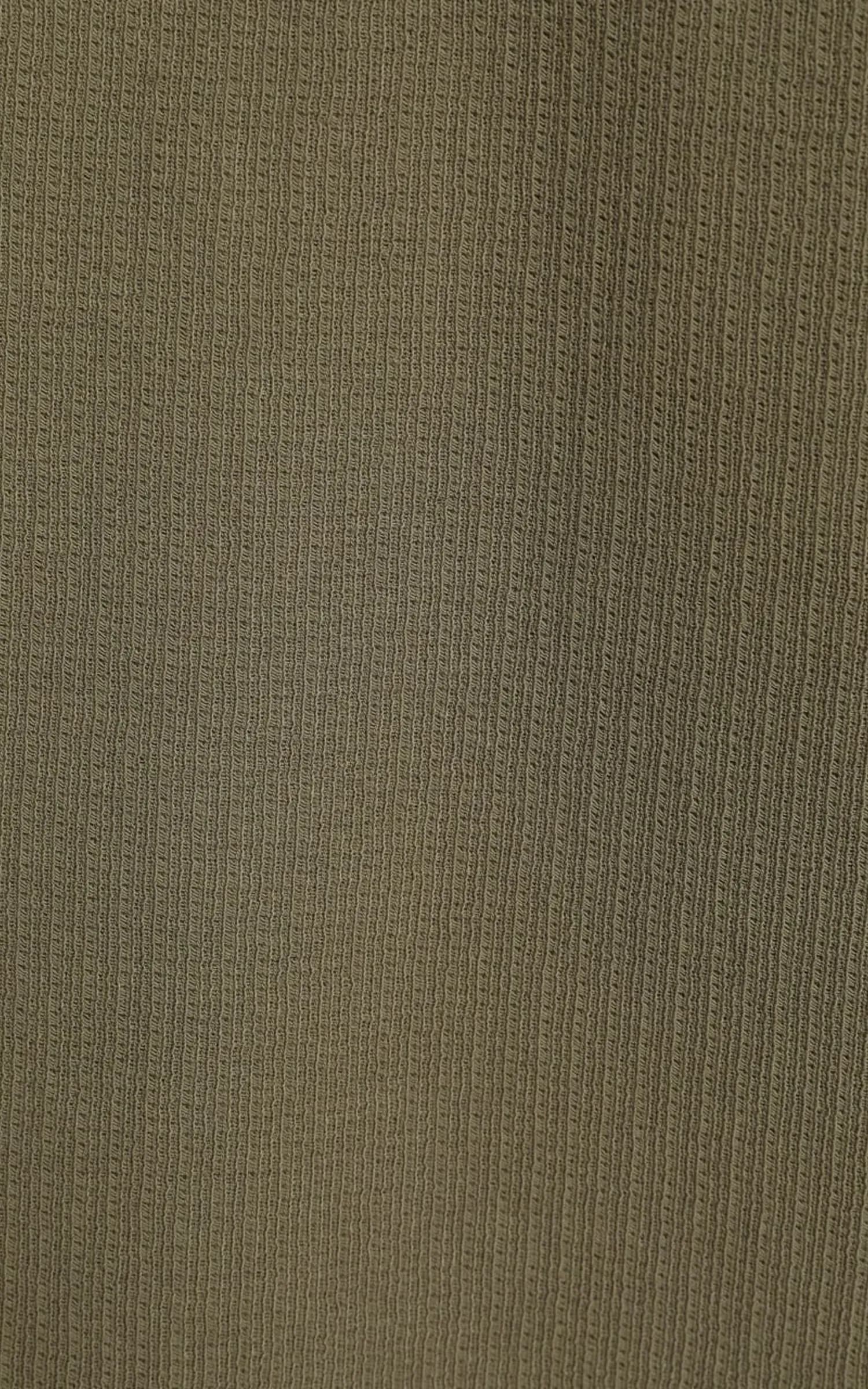 تیشرت مردانه ساده آستین کوتاه سبز خاکی و سرمه‌ای COLIN’S کد CL1081572 — تصویر ۷