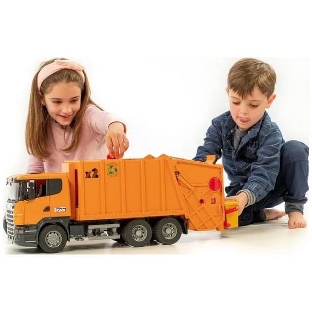 ماشین بازی برودر مدل Scania R-Series Garbage Truck — تصویر ۵