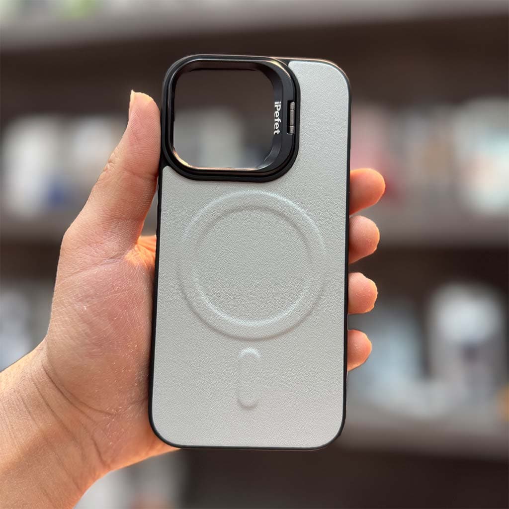 گارد چرمی iPhone 14pro