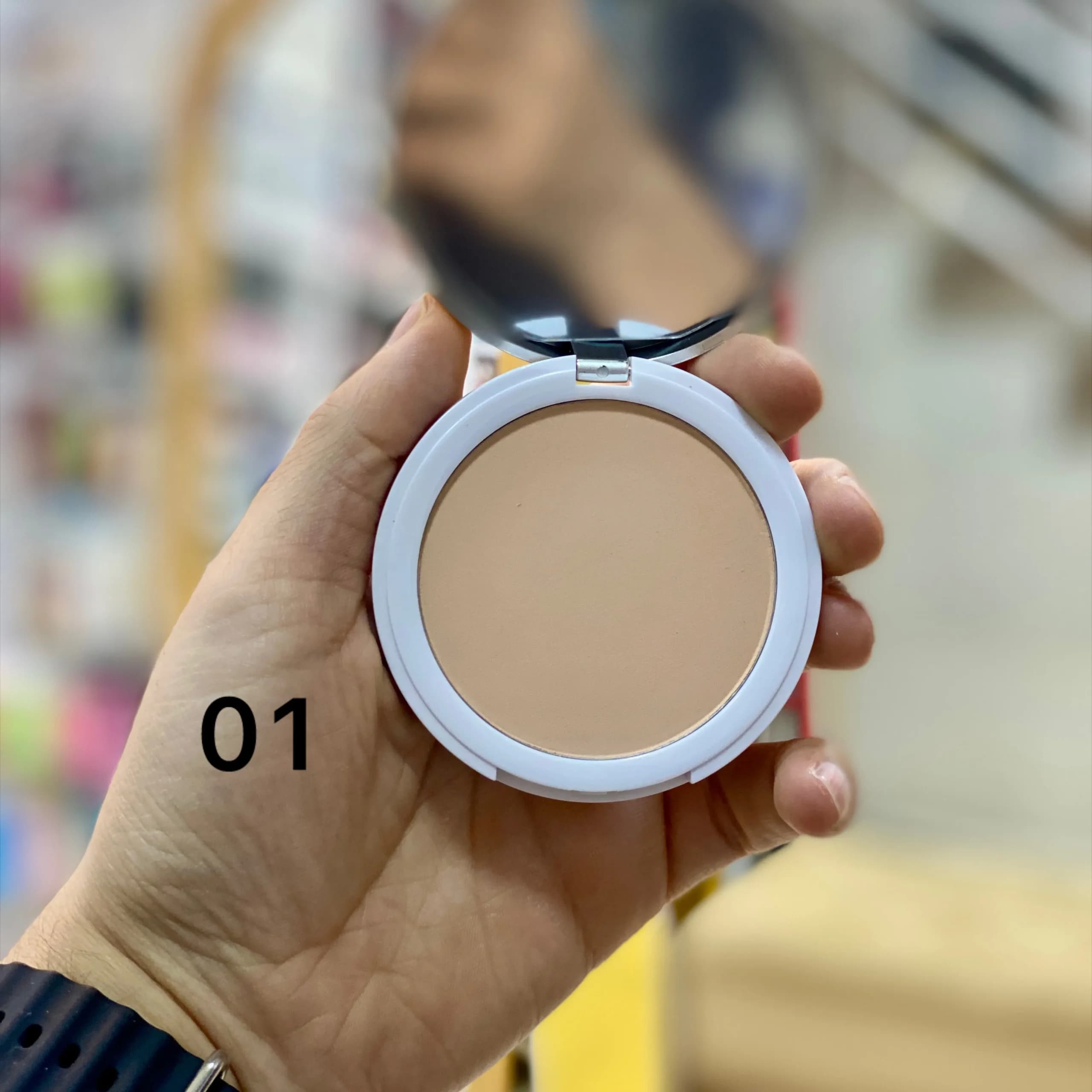 پنکک کنسی آرگان دار شماره 01 حاوی روغن آرگان وضدآفتاب spf8 حجم 12 گرم — تصویر ۲