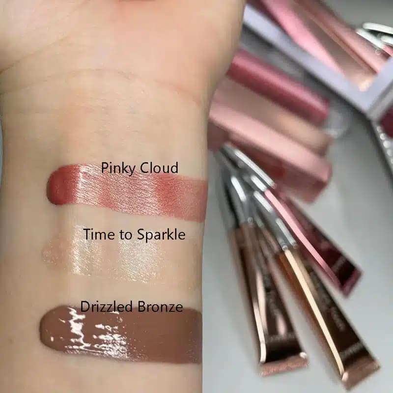 رژگونه مایع سر اسفنجی فارماسی Farmasi مدل Midnight Touch Liquid Blush رنگ Pinky Cloud — تصویر ۲
