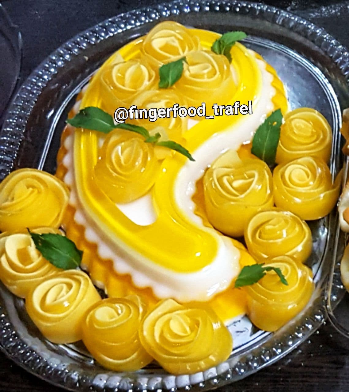 ژله بستنی گل رز موزی