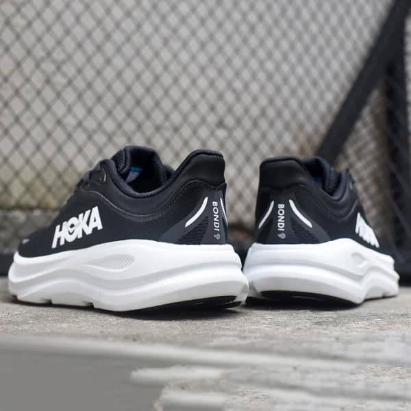 هوکا باندی 9 مشکی سفید Hoka Bondi 9 Black White 1162011-BWHT — تصویر ۳