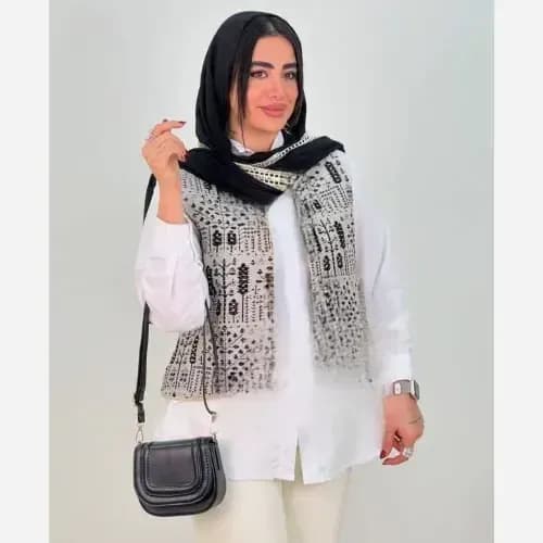 جلیقه زنانه فرحناز جنس گلیمی گرم بالا فری سایز رنگ قرمز و آبی