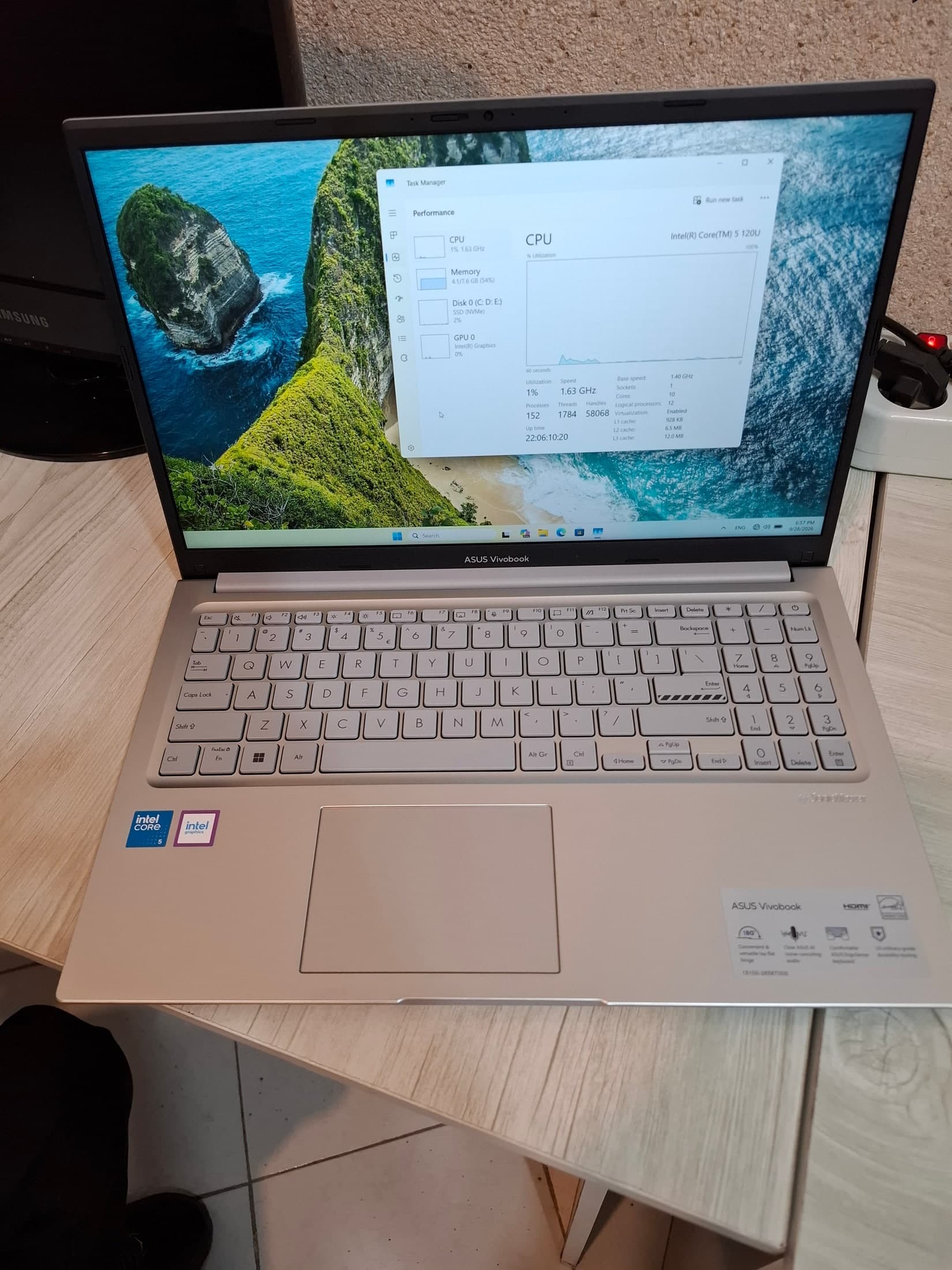Asus 15.6 اینچ مدل Vivobook 15 X1504 I5 – 120U 8GB 512GB Intel — تصویر ۲