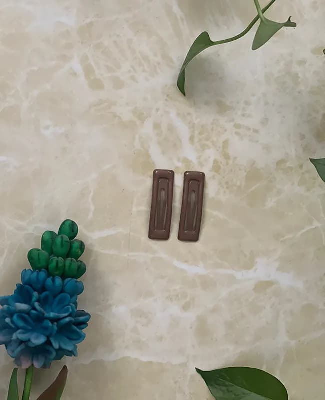 گیره تق تقی رنگ قهوه ای کد 43