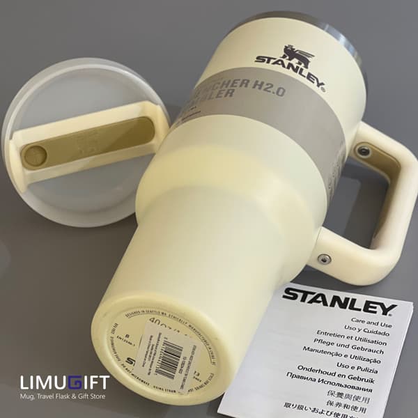 تراول ماگ استنلی Stanley Quencher مدل تامبلر رنگ کرم40oz- کد 0392 — تصویر ۳