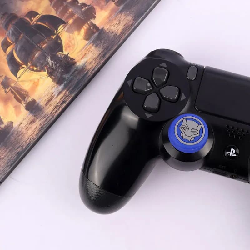 روکش آنالوگ دسته PS4 / Xbox طرح Black Panther پک دو عددی – آبی — تصویر ۴