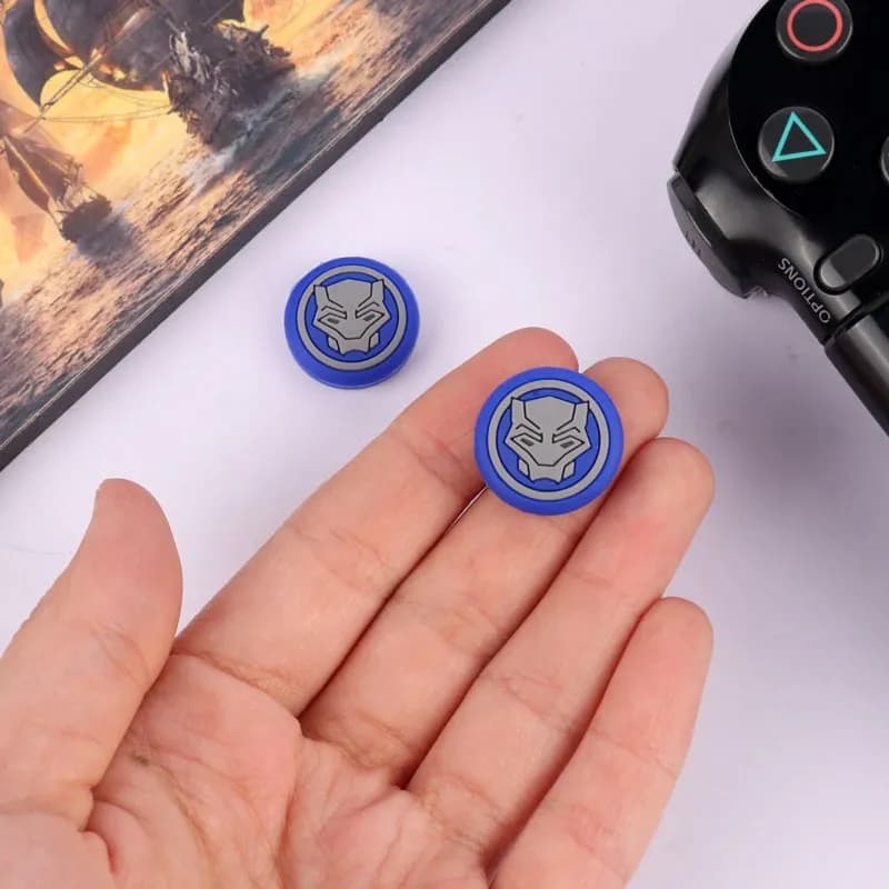 روکش آنالوگ دسته PS4 / Xbox طرح Black Panther پک دو عددی – آبی — تصویر ۳