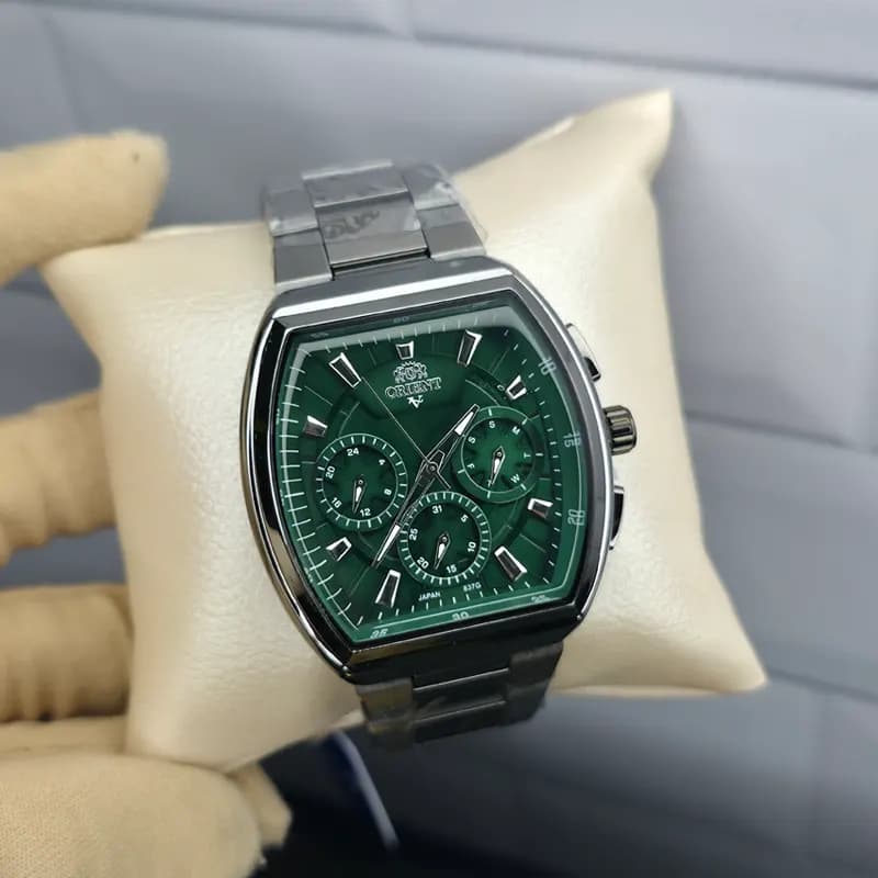 ساعت مچی عقربه ای مردانه اورجینال اورینت وی(V) نوک مدادی سبز مدل 837(سه موتوره) — تصویر ۵