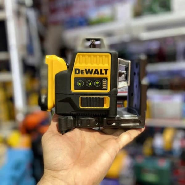 تراز لیزری سه بعدی دیوالت مدل DWE089D3G-3XJ — تصویر ۵