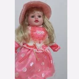 عروسک هوشمند سخنگوسارا هم صحبت میکنه شعر میخونه داستان تعریف میکنه — تصویر ۶