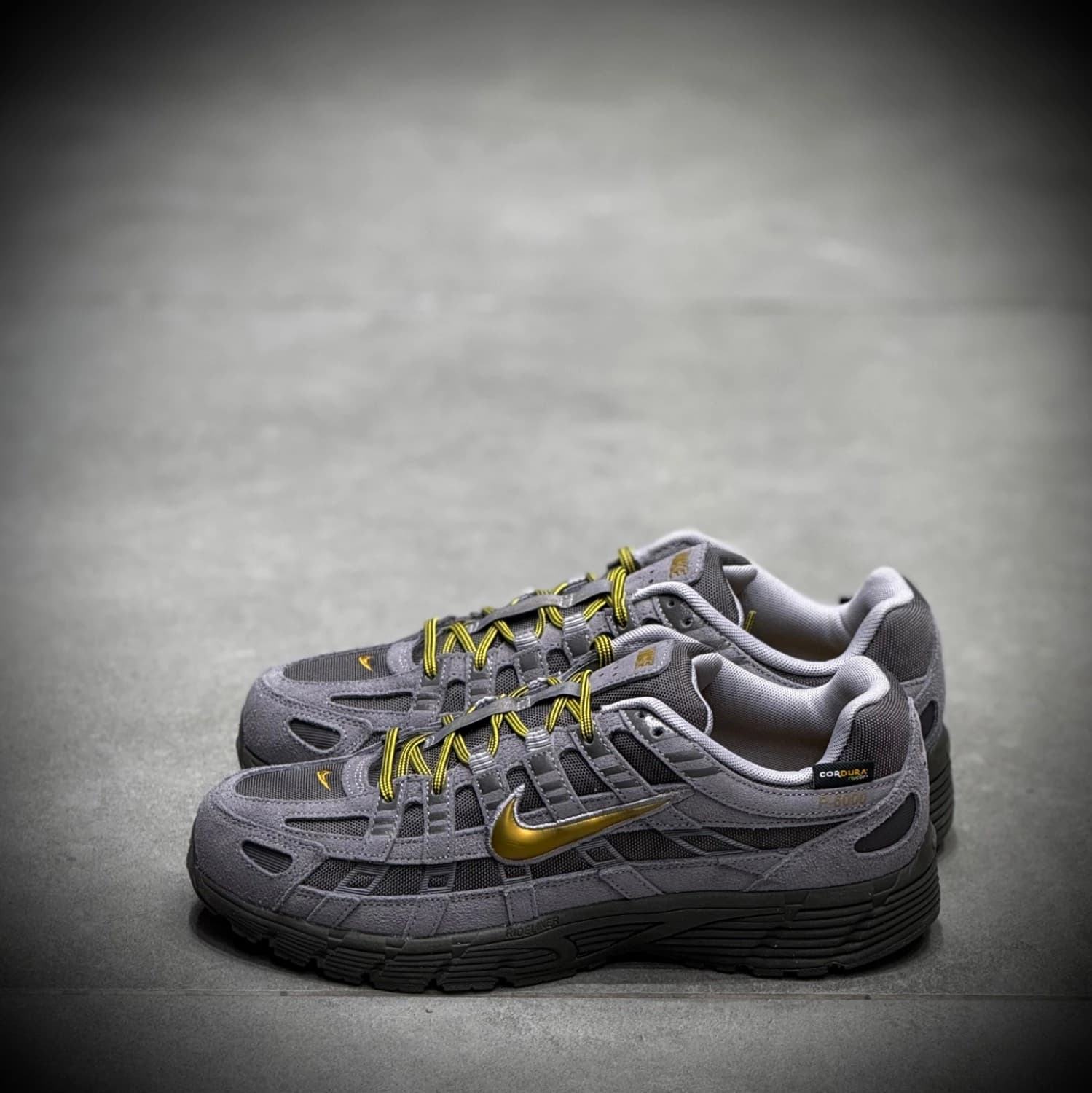 کتونی پیاده رویی نایک nike P-600 — تصویر ۹
