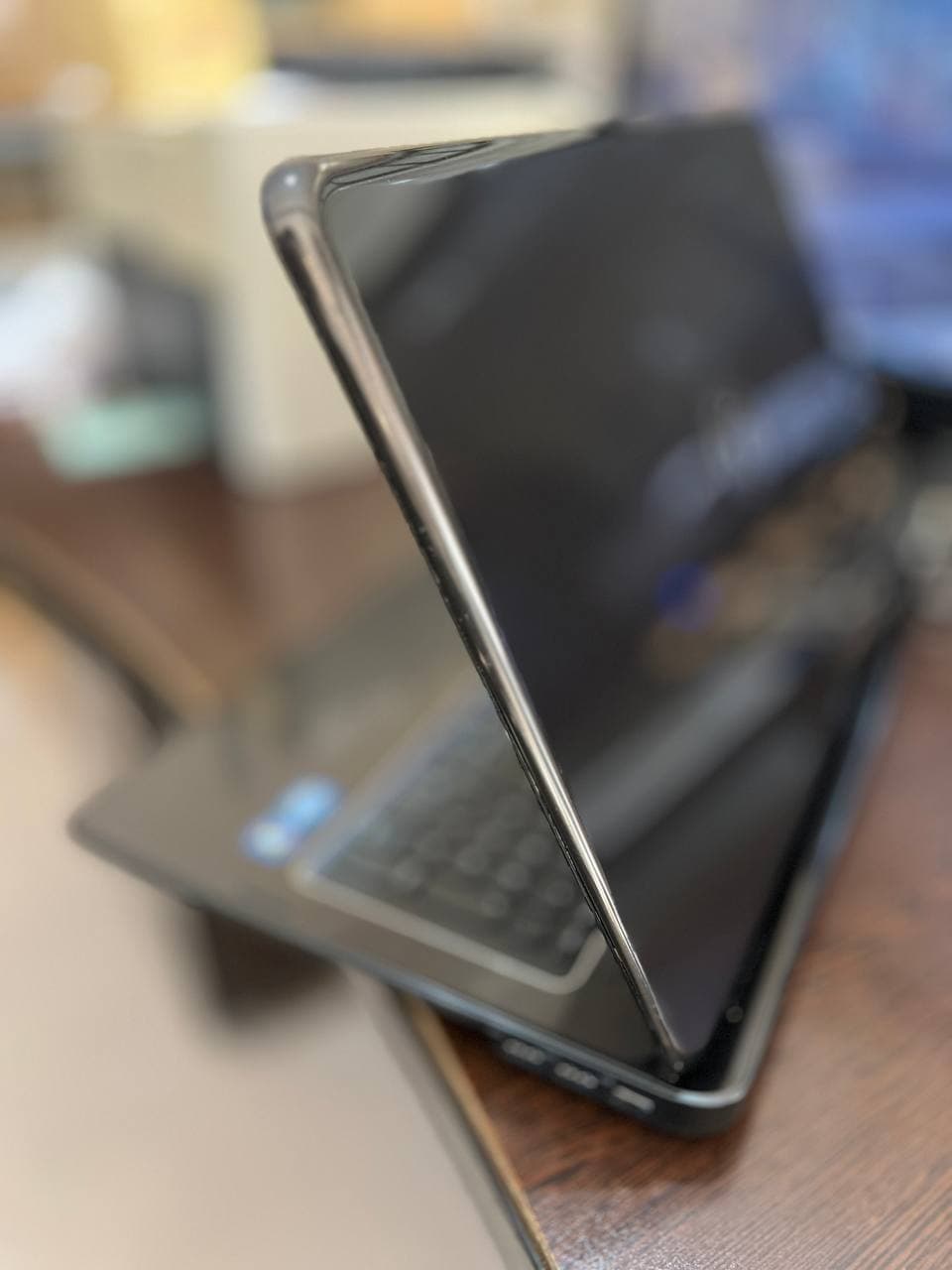 لپ تاپ Dell Inspiron 7110 | Core i3-2330M | RAM 4GB | SSD 120GB | صفحه نمایش 17 اینچ — تصویر ۶