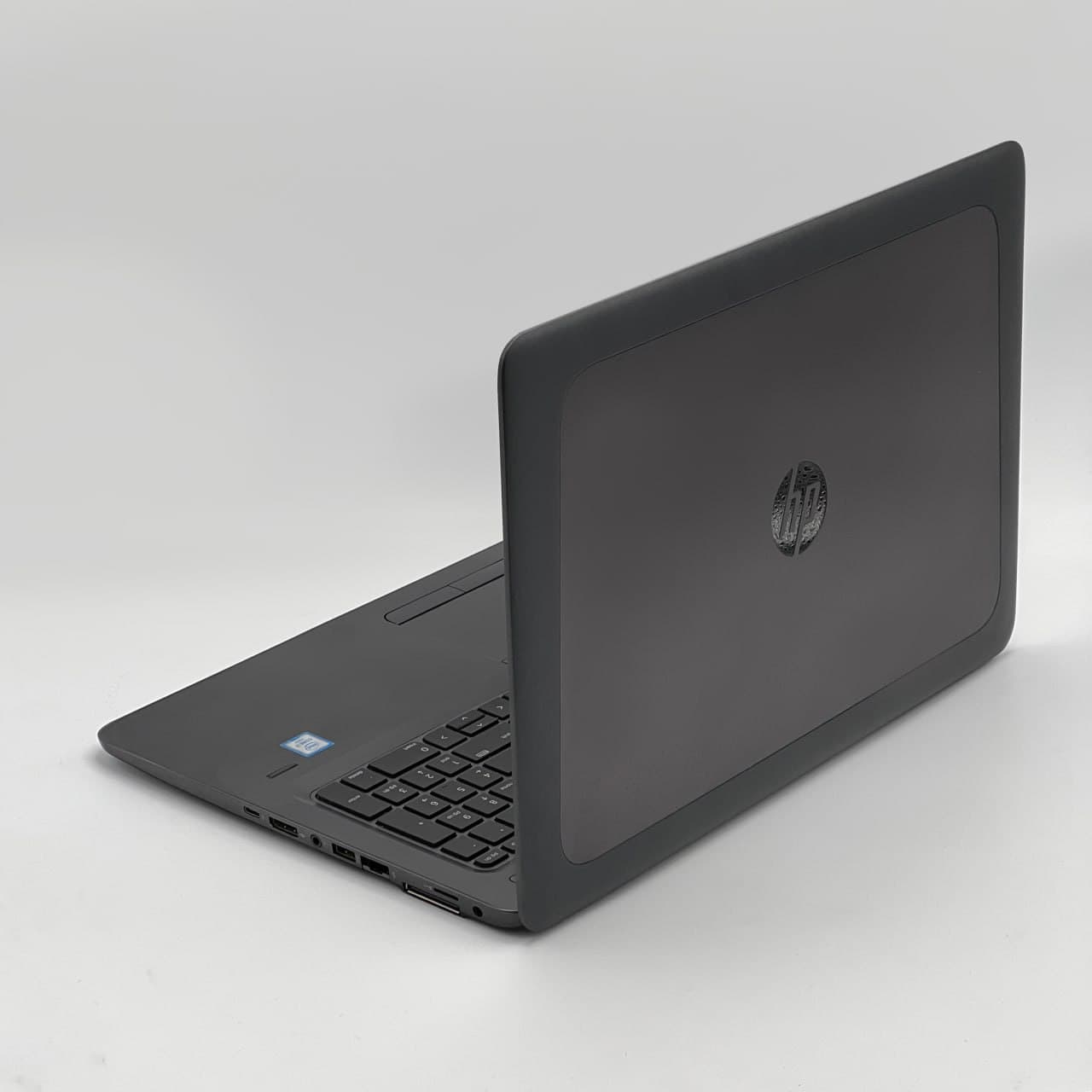 HP ZBook 15u G3 / Core i7-6500U / Ram 8GB DDR4 / SSD 256GB / VGA 2G AMD / 15.6 inch FHD — تصویر ۳