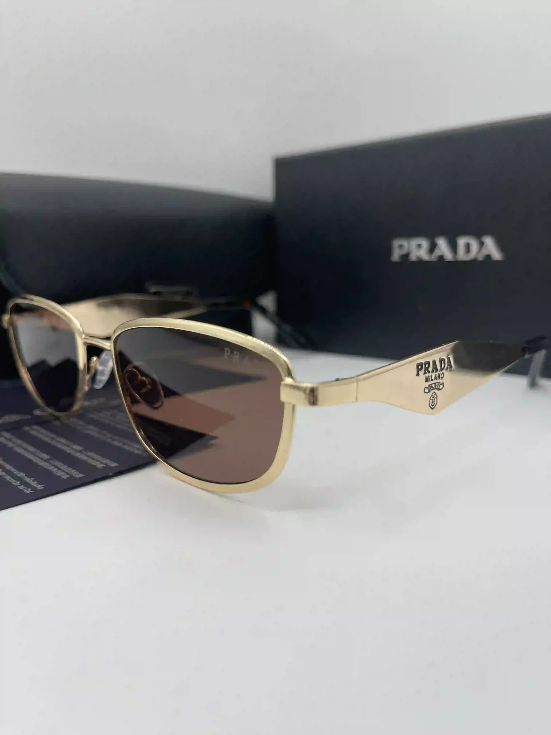 عینک آفتابی فلزی یونیسکس پرادا مدل مستطیلی Prada — تصویر ۲