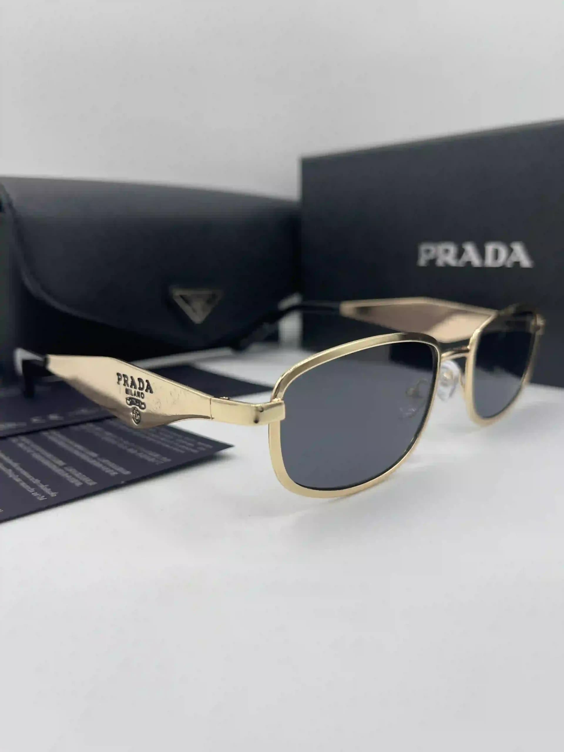 عینک آفتابی فلزی یونیسکس پرادا مدل مستطیلی Prada — تصویر ۸