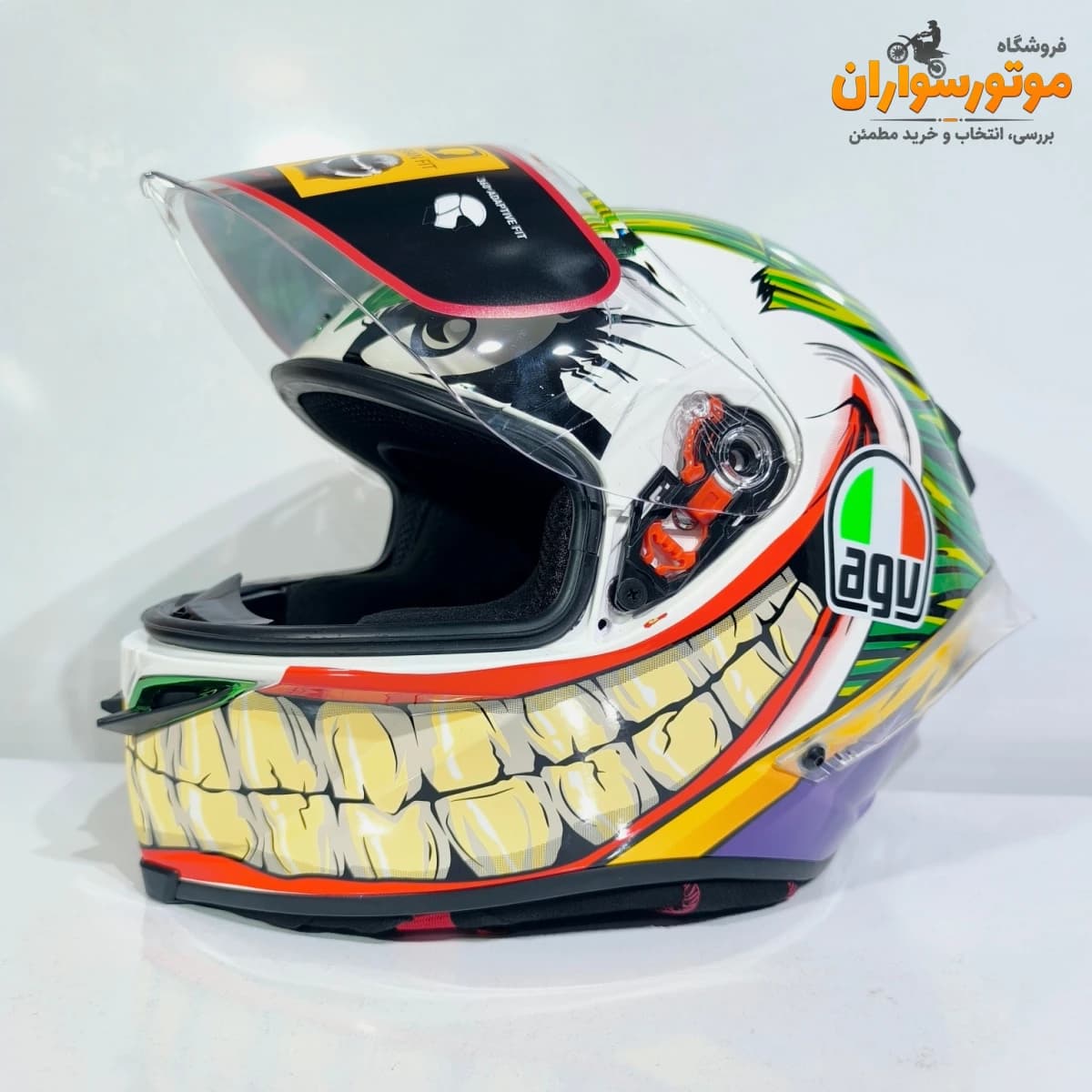 کلاه کاسکت فک ثابت AGV طرح جوکر Joker با گرافیک دندان — تصویر ۵
