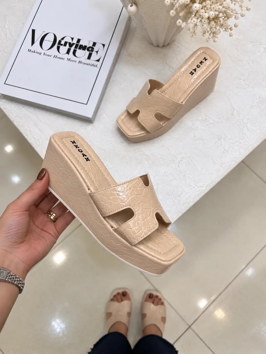 صندل هرمس لژدار