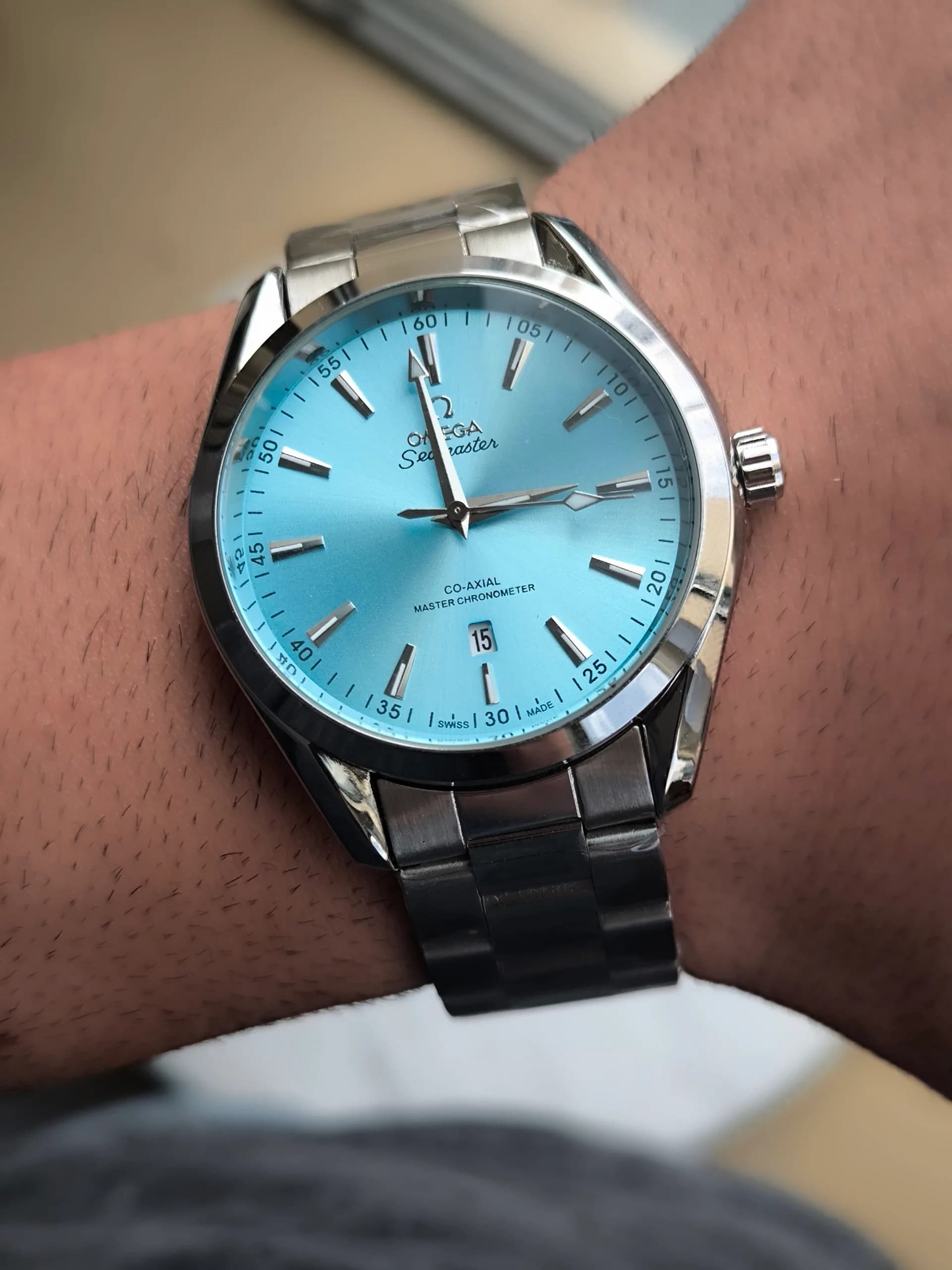 ساعت مچی مردانه امگا سی‌مستر (Omega Seamaster) صفحه آبی فیروزه‌ای