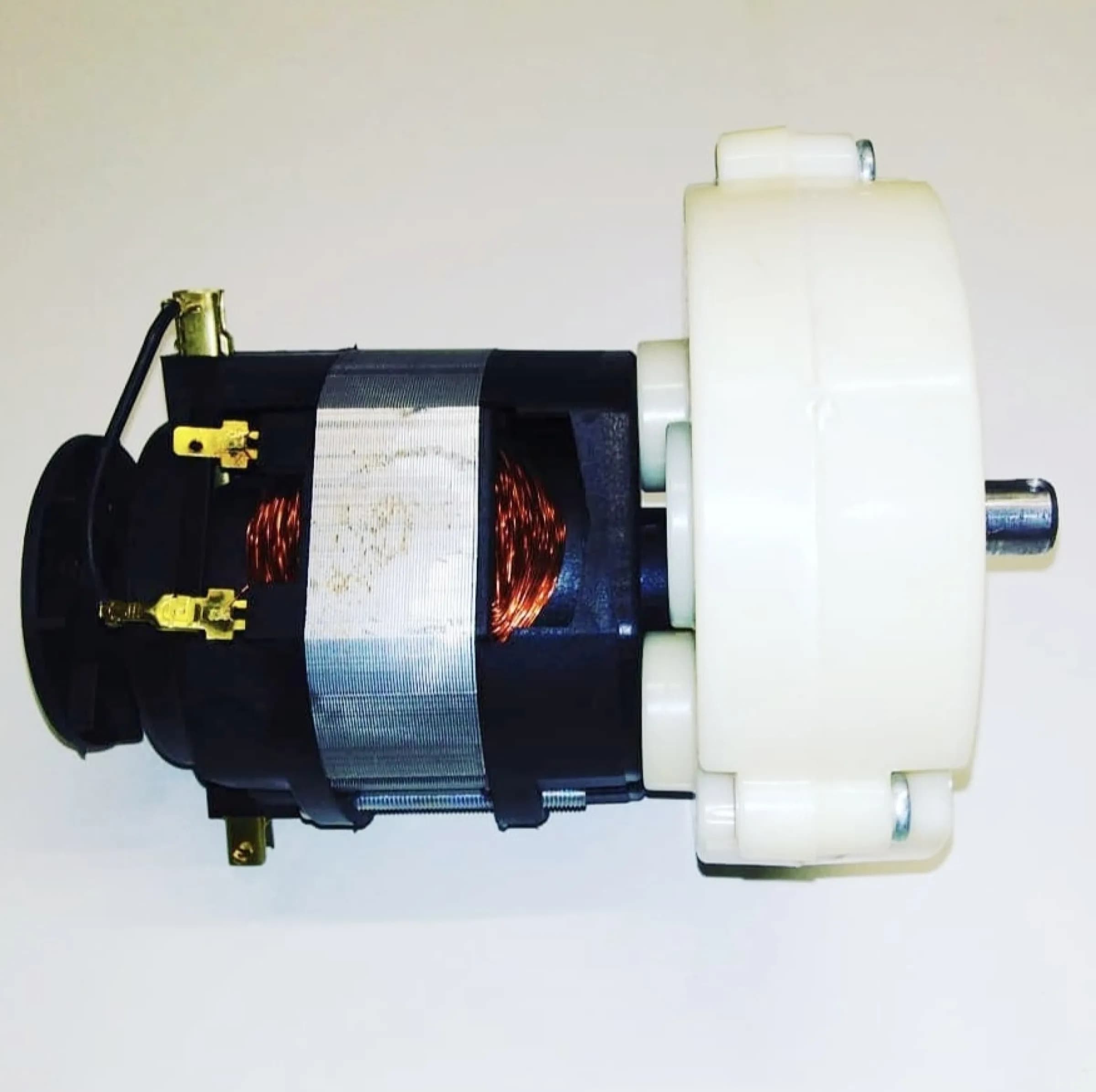 خردکن کاراسان مدل Turbo h1 plus4 — تصویر ۵