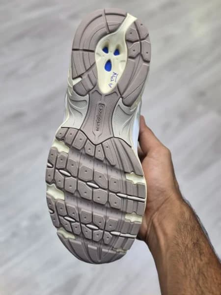 کفش نیوبالانس 530 سفید خاکی New Balance MR530HX — تصویر ۵