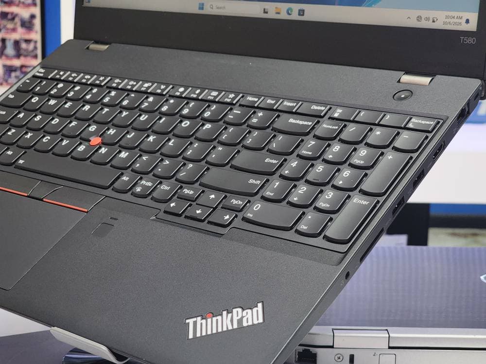 لپ تاپ 15.6 اینچی لنوو مدل Thinkbook T580 I5-8350u 8GB 256SSD — تصویر ۲