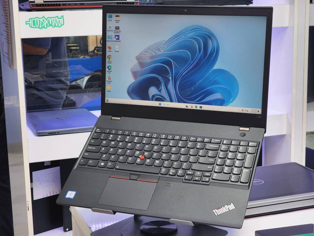 لپ تاپ 15.6 اینچی لنوو مدل Thinkbook T580 I5-8350u 8GB 256SSD — تصویر ۵