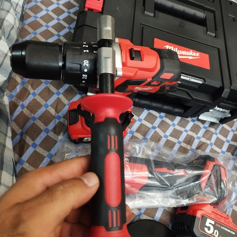 دریل پیچ گوشتی و مینی فرز شارژی میلواکی مدل M18- 198 مجموعه 2 عددی — تصویر ۵