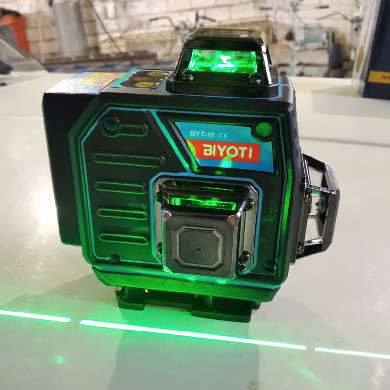 تراز لیزری بیوتی مدل BYT – 4D/16