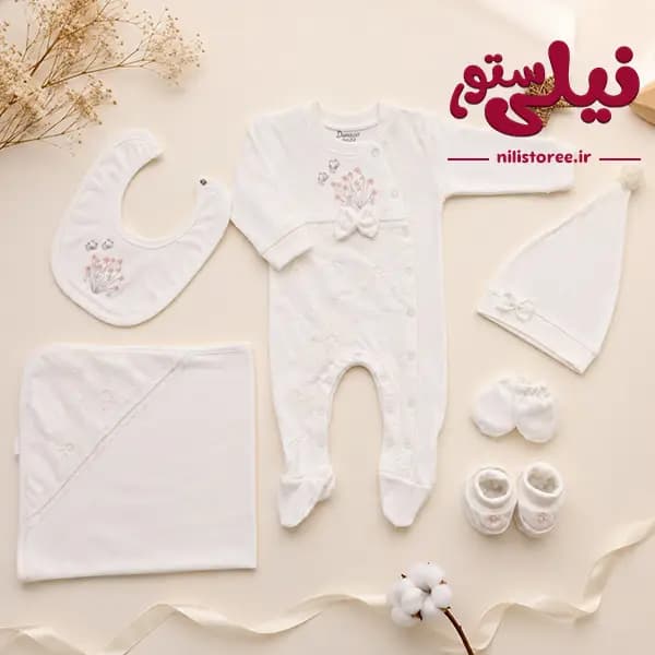 ست 7 تکه بیمارستانی برند دانالو danaloo طرح گیپور کد 623 — تصویر ۳