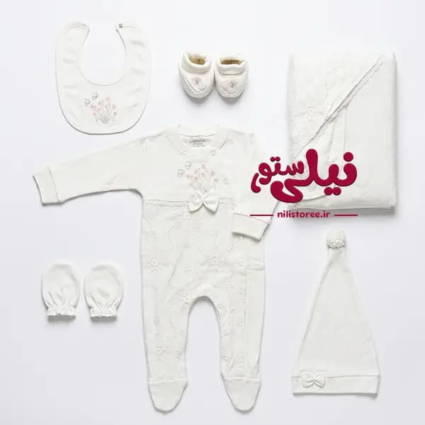 ست 7 تکه بیمارستانی برند دانالو danaloo طرح گیپور کد 623 — تصویر ۲