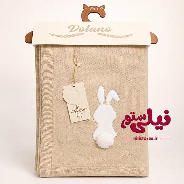 پتو بافت کلاهدار نوزاد طرح خرگوش پوم دار برند دلانو Dolano — تصویر ۳