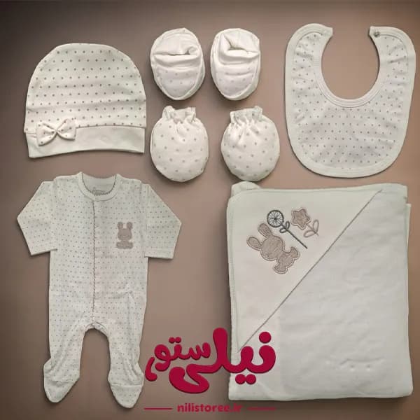 ست 7 تکه بیمارستانی برند دانالو danaloo طرح خرگوش و گل کد 618 — تصویر ۲